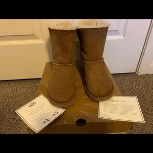 Ugg Bailey Bow